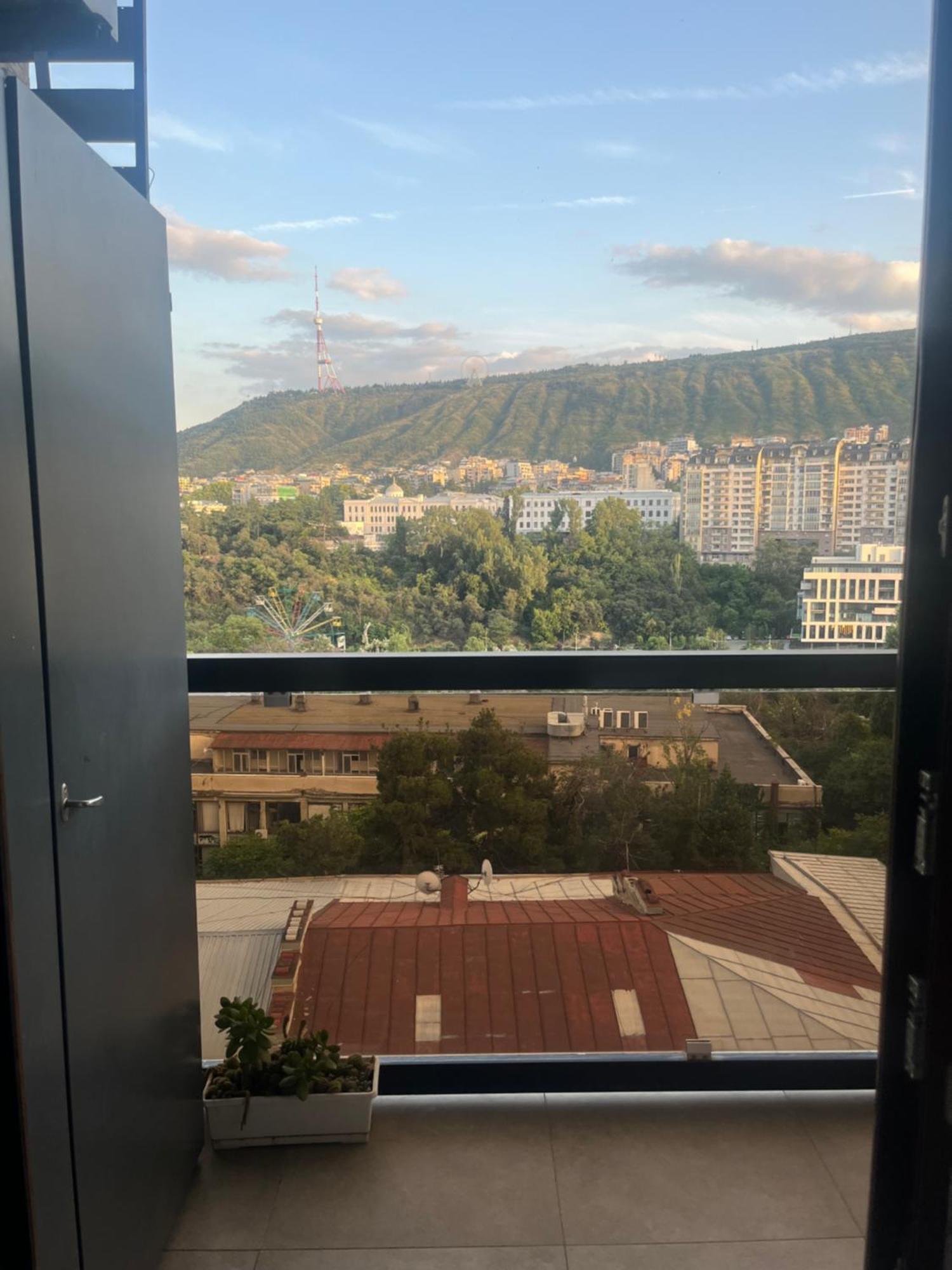 Panorama Khiliani Apartment Tbilisi Ngoại thất bức ảnh